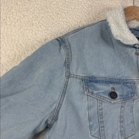 NWT RD Style Womens Light Blue Demi Crop Sherpa Lined Denim Jacket Size S/P - Picture 4 of 10